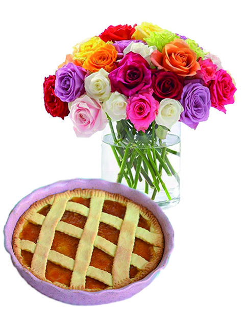 bouquet di rose colorate con crostata alla marmellata